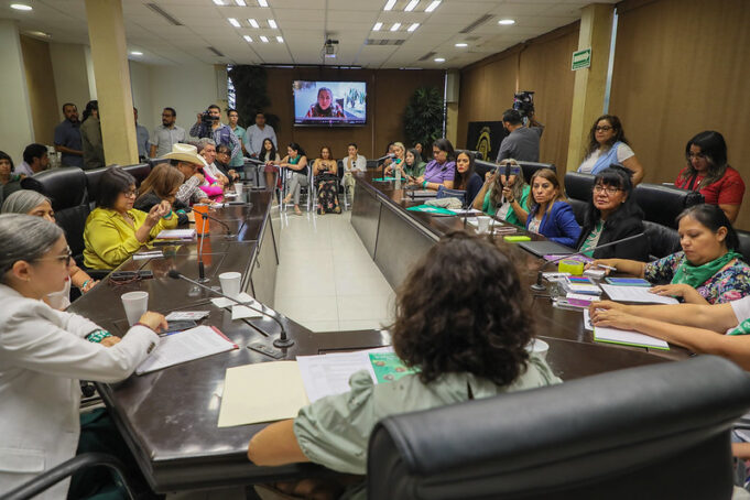 Recibe Congreso de Sonora propuestas sobre derechos sexuales y reproductivos